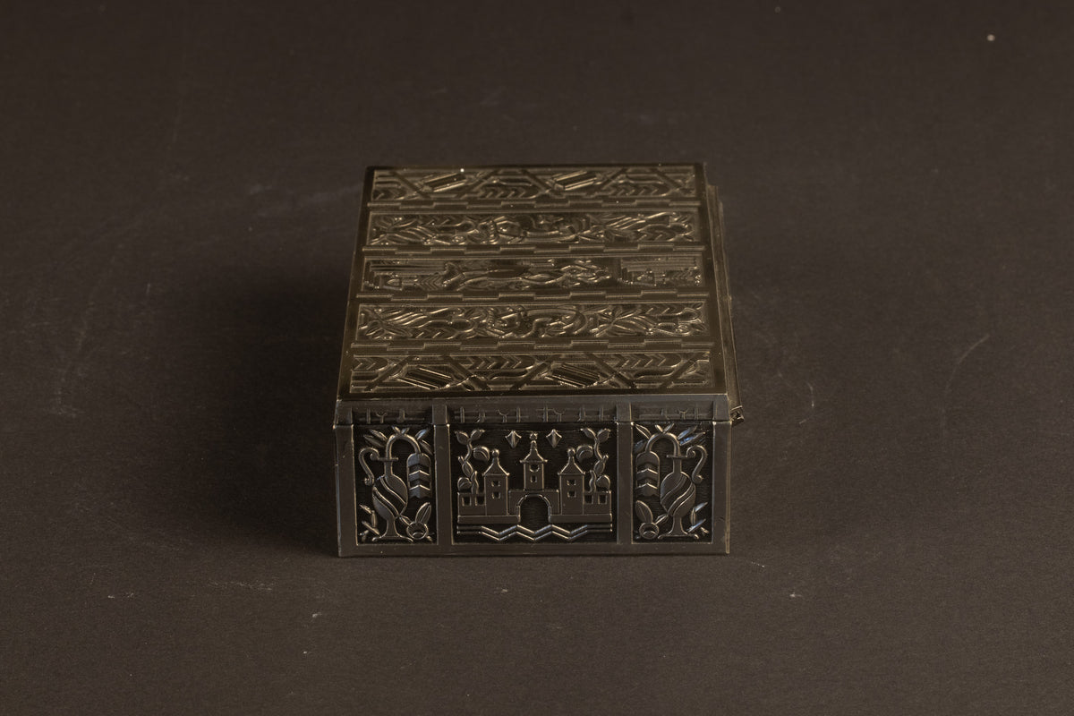 Art-déco-Kassette aus Messing – Eugen Schwemmle für Erhard & Söhne – ca. 1925