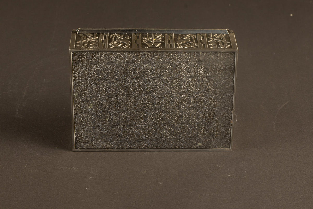 Art-déco-Kassette aus Messing – Eugen Schwemmle für Erhard & Söhne – ca. 1925