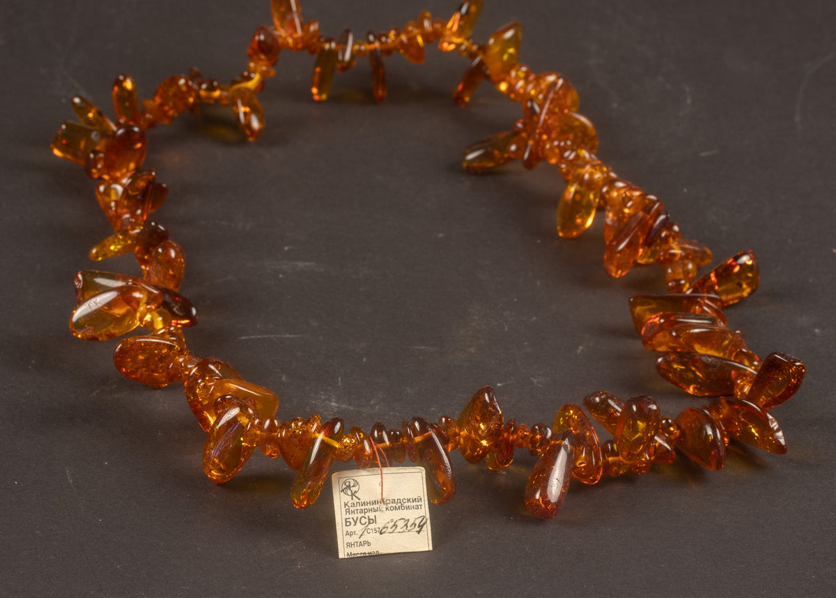Imposant Vintage Collier van Baltisch Barnsteen – 105 gram – Kaliningrad Barnsteen Combinaat met Origineel Label